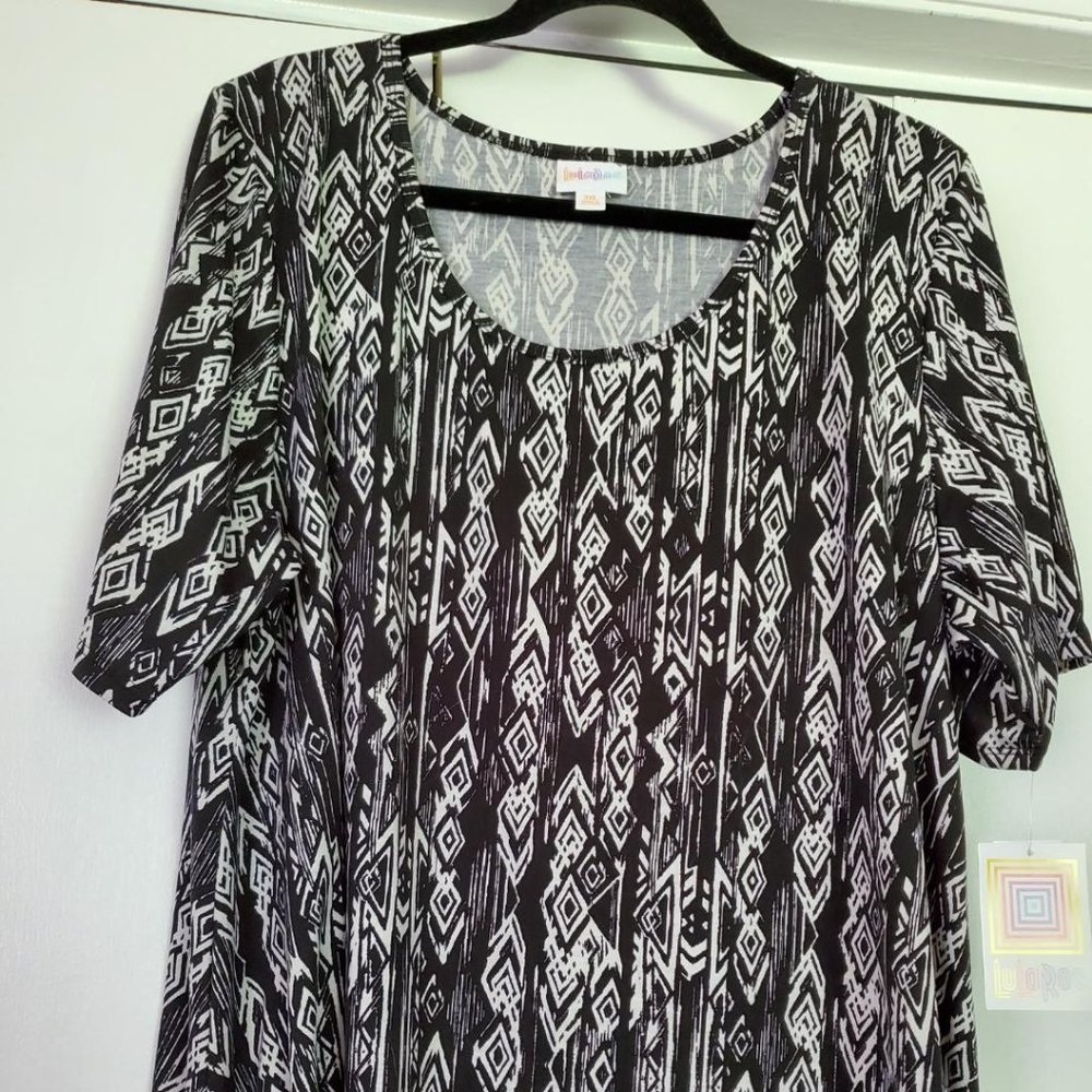 LuLaRoe  NWT Perfect T 3XL